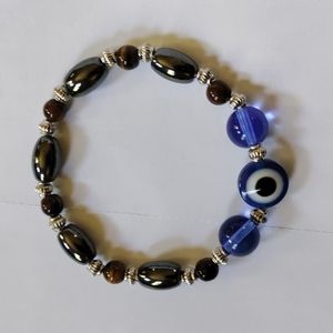 Evil eye beaded bracelet